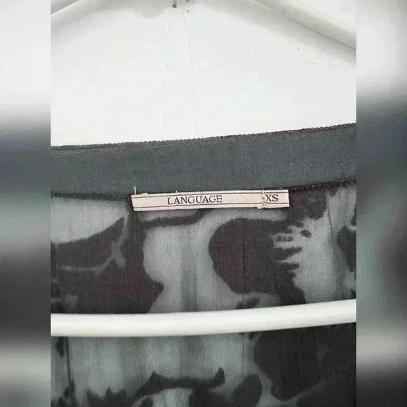 ANTHROPOLOGIE LANGUAGE VELVET BURNOUT SHEER SILK BLOUSE SIZE XS - Picture 2 of 3